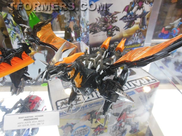 Botcon 2013   Transformers Beast Hunters 2014 New Figures Display  (29 of 69)